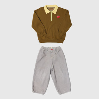 TWEEKLEURIGE POLO SWEATSHIRT + CORDUROY BALLOON BROEKEN